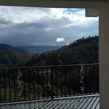 שימלה Thakur Homes- Couple And Family Friendly Homestay מראה חיצוני תמונה