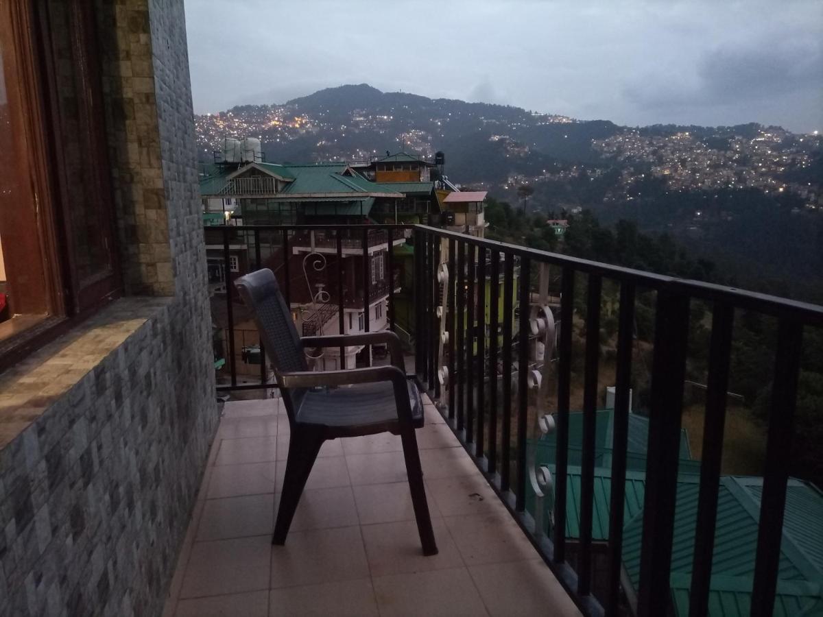 שימלה Thakur Homes- Couple And Family Friendly Homestay מראה חיצוני תמונה