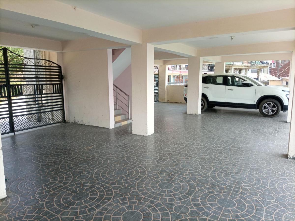 שימלה Thakur Homes- Couple And Family Friendly Homestay מראה חיצוני תמונה
