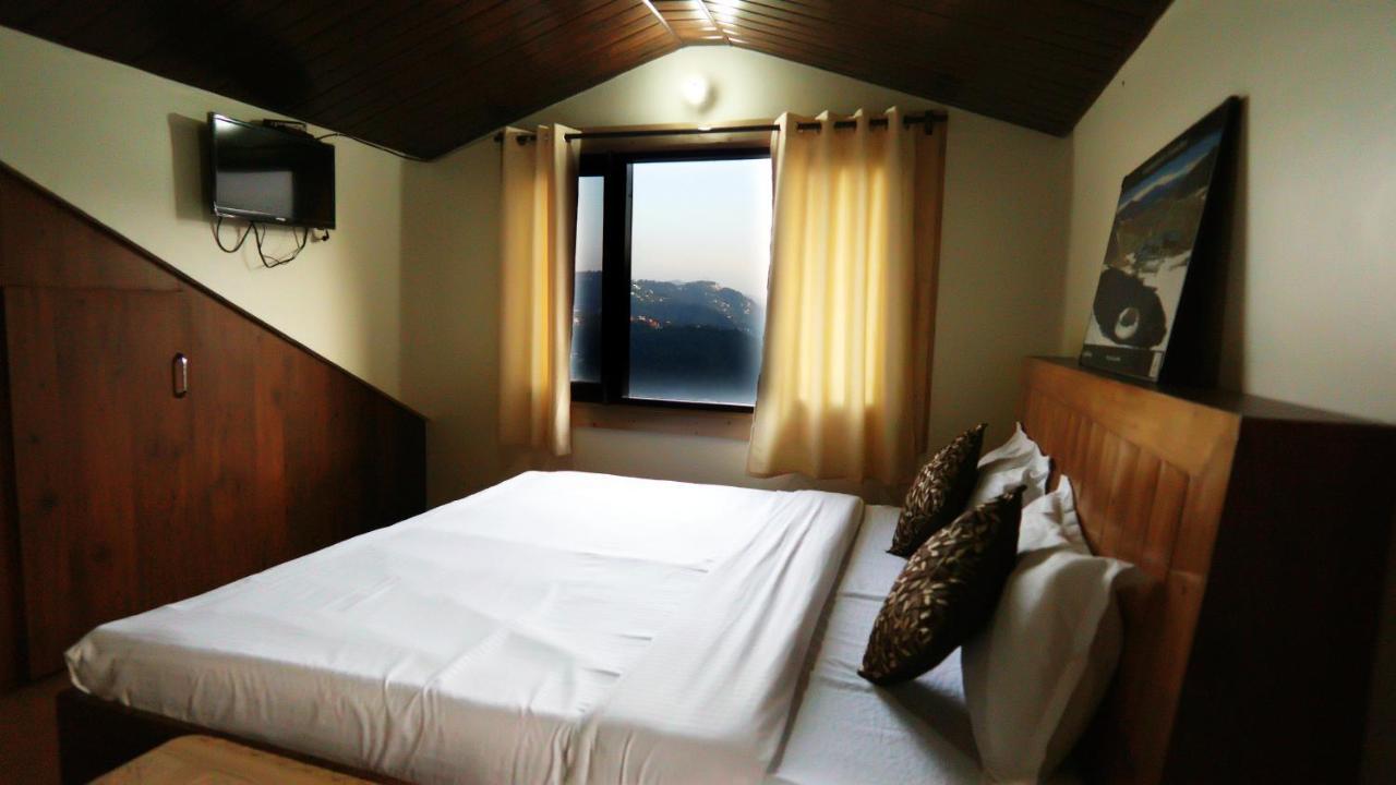 שימלה Thakur Homes- Couple And Family Friendly Homestay מראה חיצוני תמונה