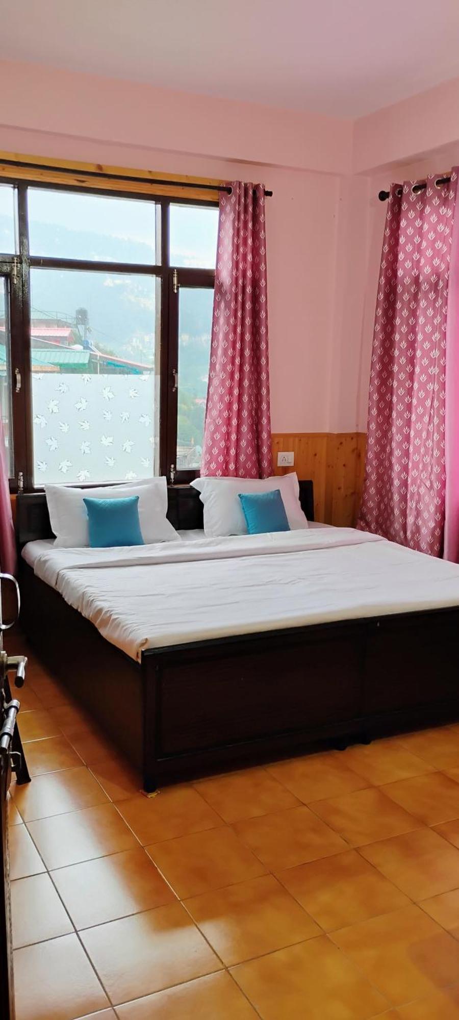 שימלה Thakur Homes- Couple And Family Friendly Homestay חדר תמונה