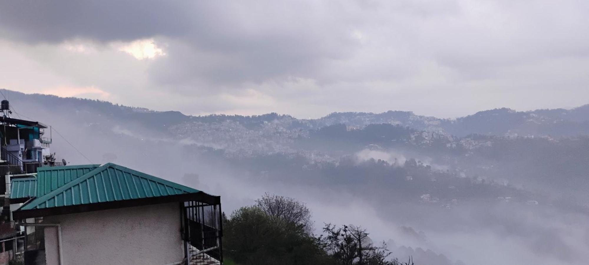 שימלה Thakur Homes- Couple And Family Friendly Homestay מראה חיצוני תמונה